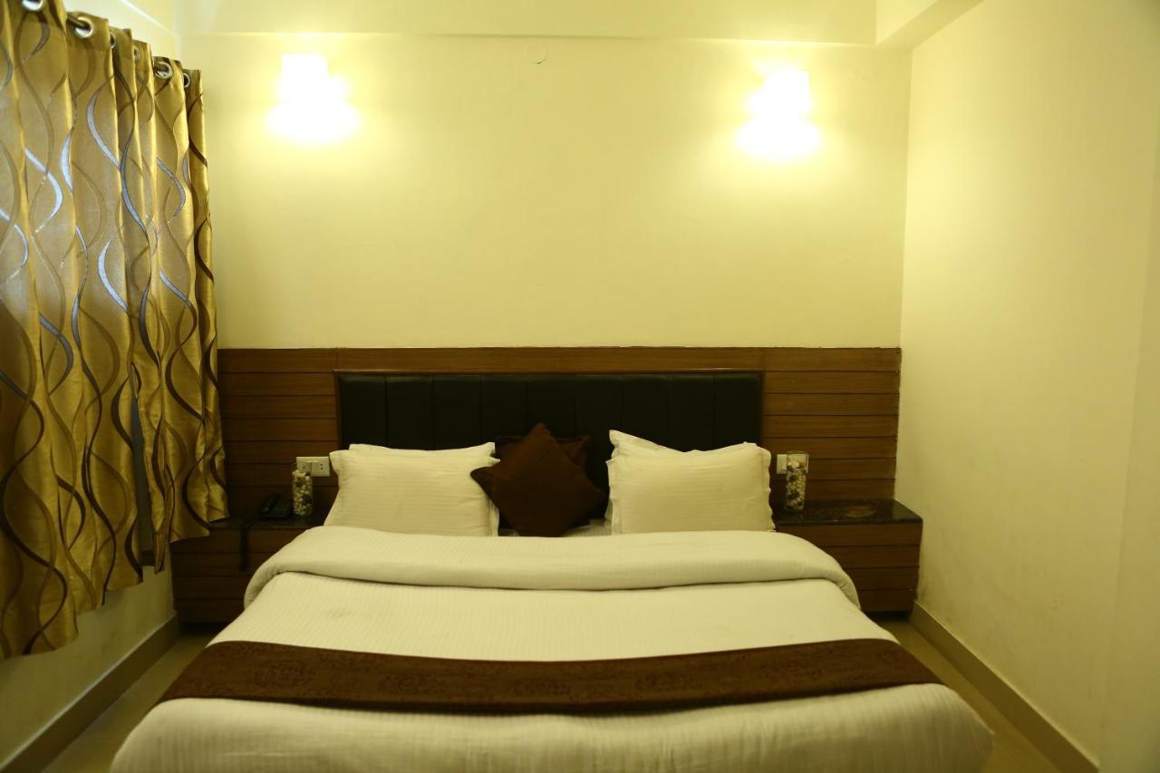 Hotel Devlok Primal Массури Экстерьер фото
